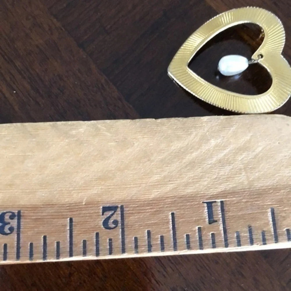 Vintage Heart Shape Brooch - Picture 3 of 3